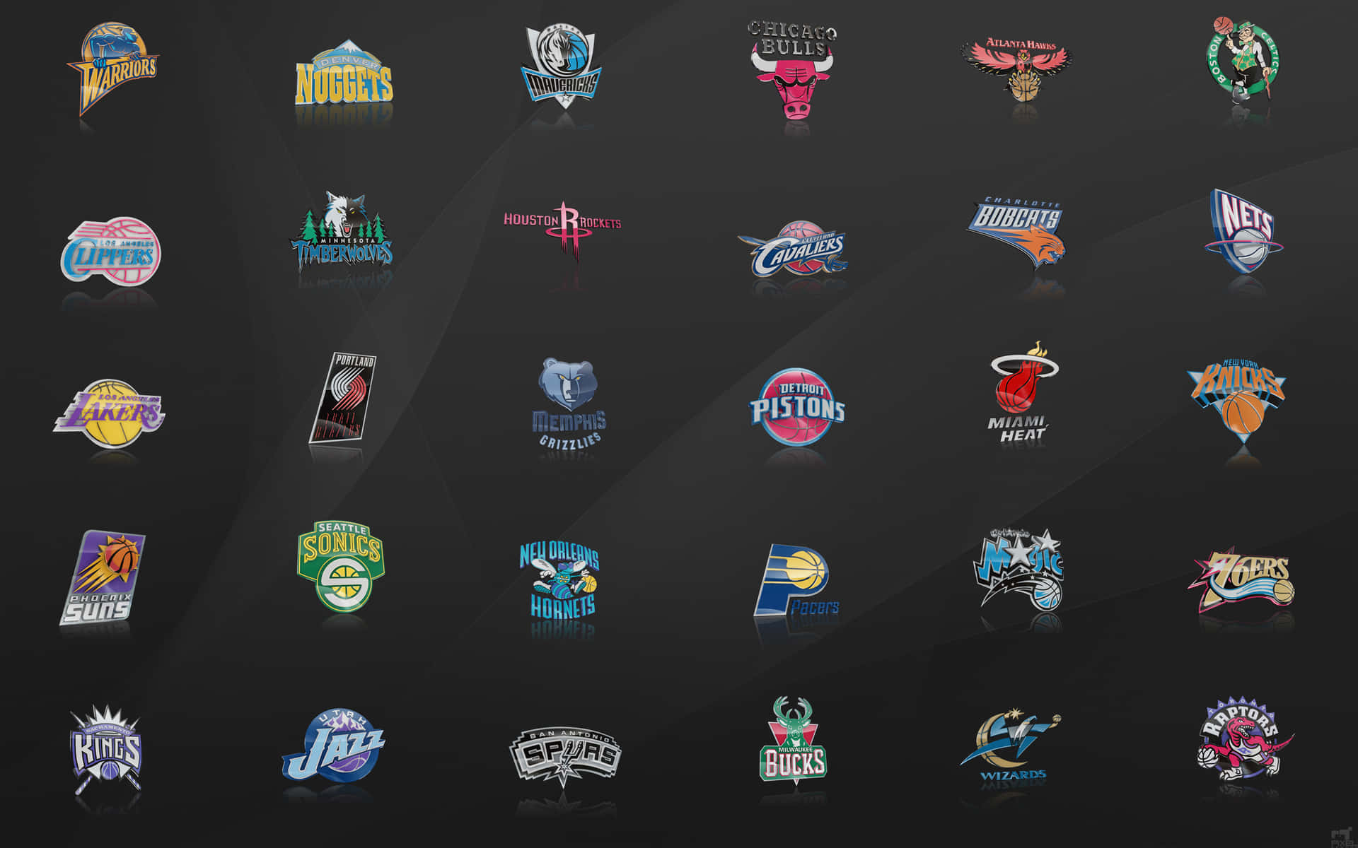 NBA球隊標誌排列成網格，在深色背景上帶有發光的反射。