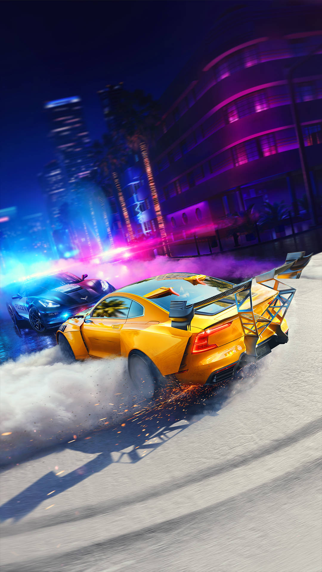 《Need for Speed Heat》漂移跑車 壁紙 — 一輛鮮黃色跑車在夜晚霓虹燈閃爍的城市街道上飄移，火花四濺，警車在追捕。