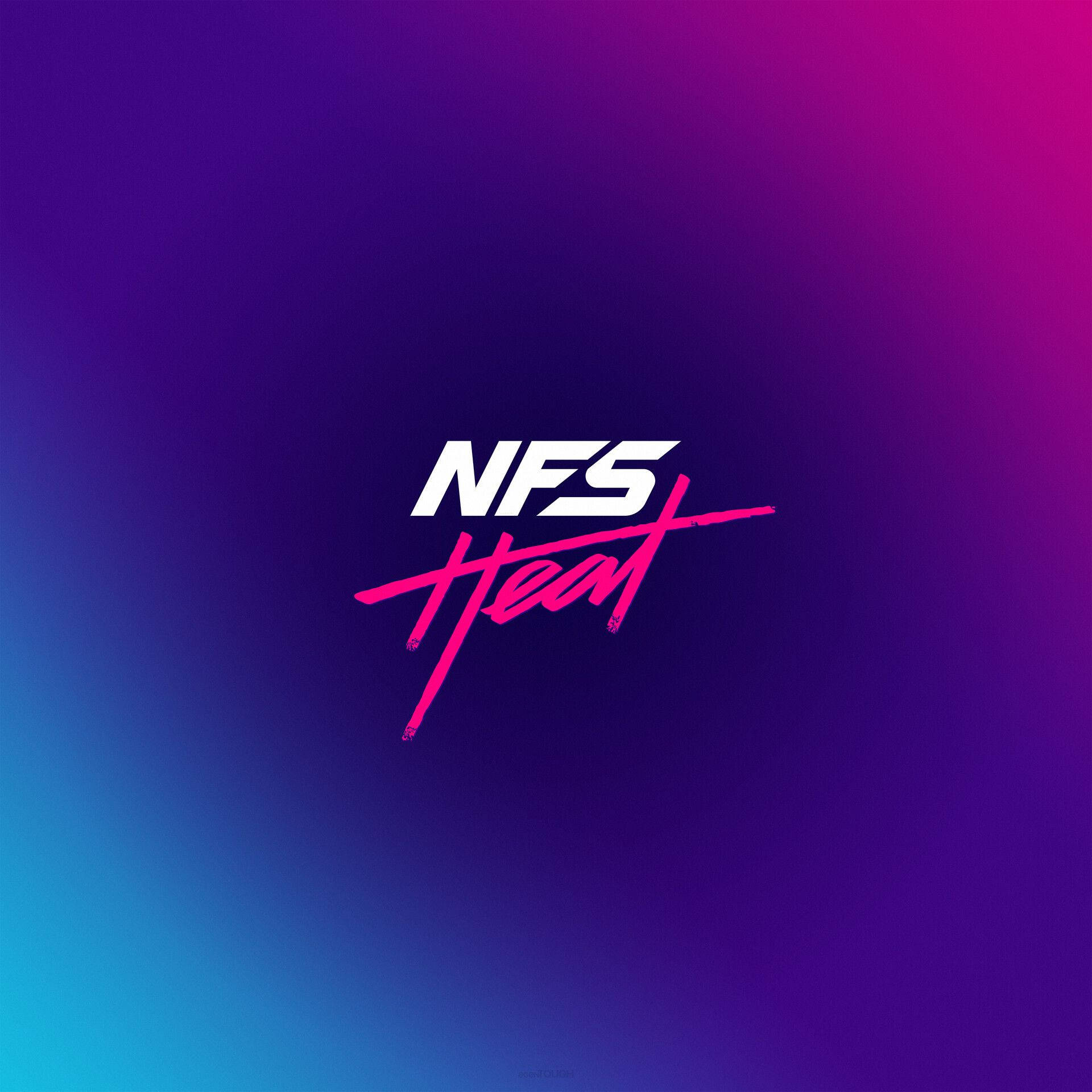 《Need for Speed Heat》極致速度極簡海報 壁紙 — NFS Heat 標誌以粗體白色和粉紅色文字居中顯示在紫色、藍色和洋紅色的鮮豔漸變背景上。