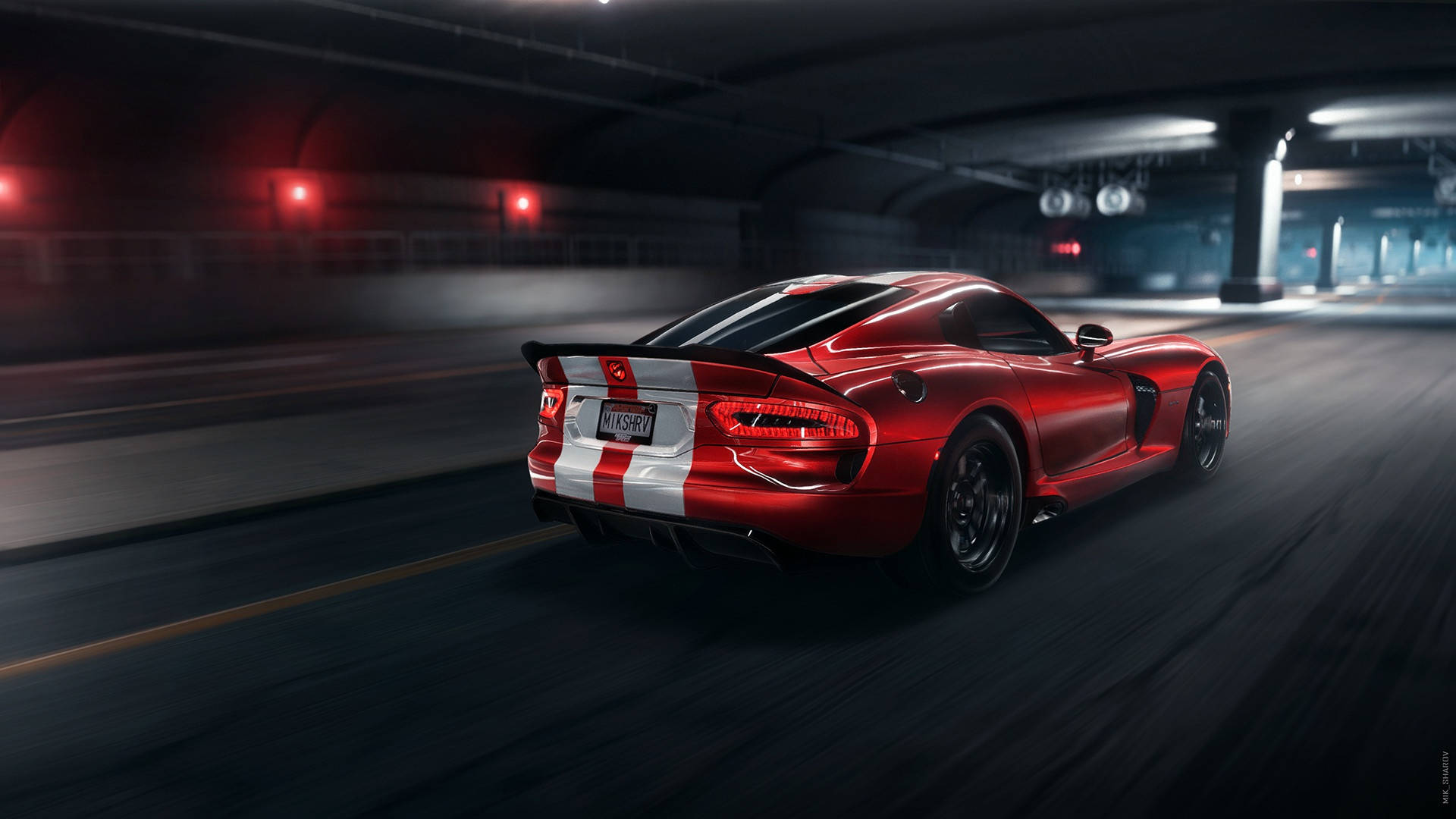 《Need For Speed Payback》道奇蝰蛇SRT 壁紙 — 一輛帶有白色賽車條紋的紅色道奇Viper在光線昏暗的隧道中高速行駛，帶有動態模糊效果。