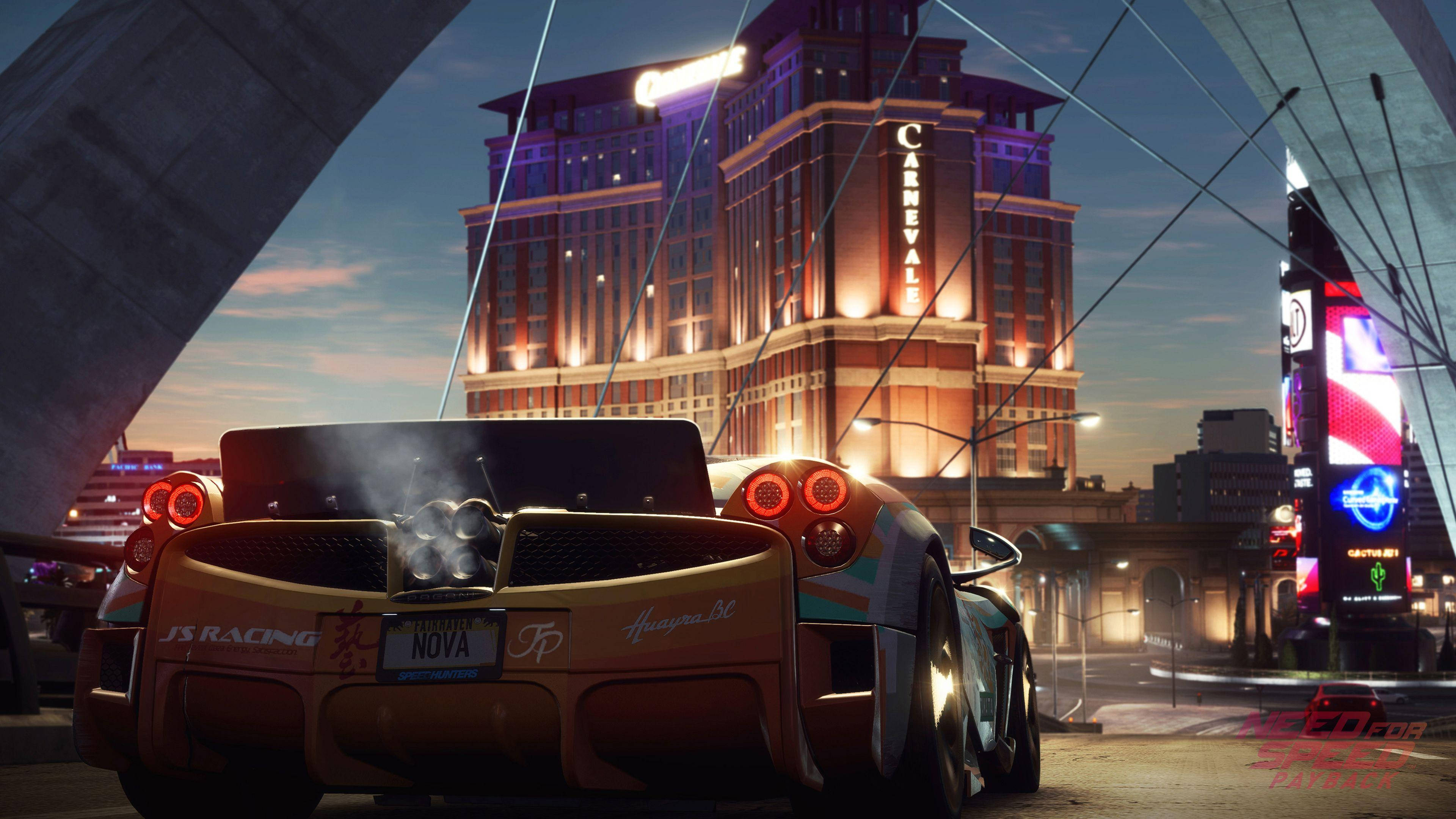 《Need for Speed Payback》帕加尼Huayra Carnevale追捕 壁紙 — 一輛金色跑車在黃昏時分停在橋下，亮著發光的尾燈，面向霓虹燈閃爍的城市景觀中燈火通明的賭場大樓。