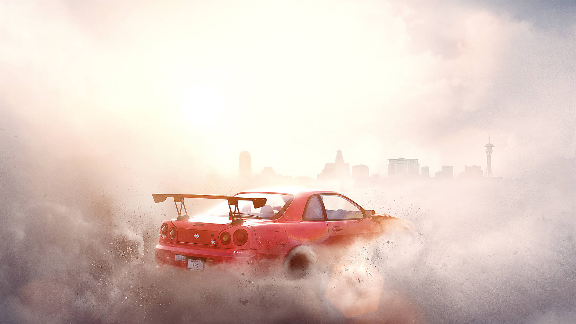 《Need for Speed Payback》日產煙霧飄飄 壁紙 — 一輛紅色跑車在濃厚的塵埃中飄移，背景中可見朦朧的城市天際線和太空針塔。