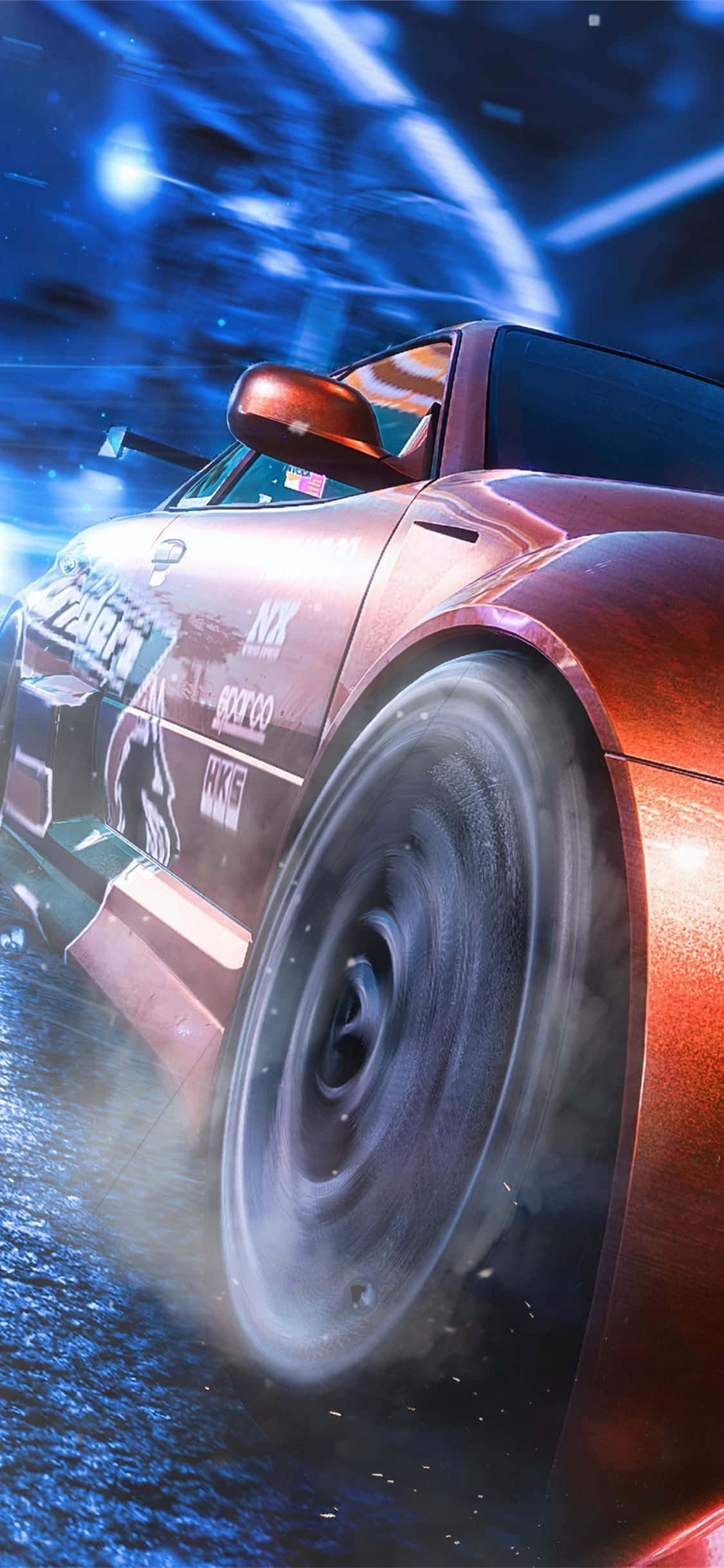 《Need For Speed》背景：冒煙輪胎 壁紙 — 一輛紅色賽車在霓虹燈隧道中疾馳，帶有動態模糊和發光的藍色條紋。