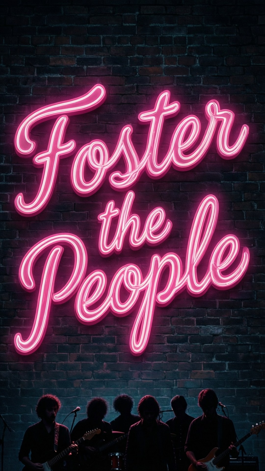 粉紅色霓虹燈牌 Foster the People 在磚牆上，上方是彈結他的樂隊剪影