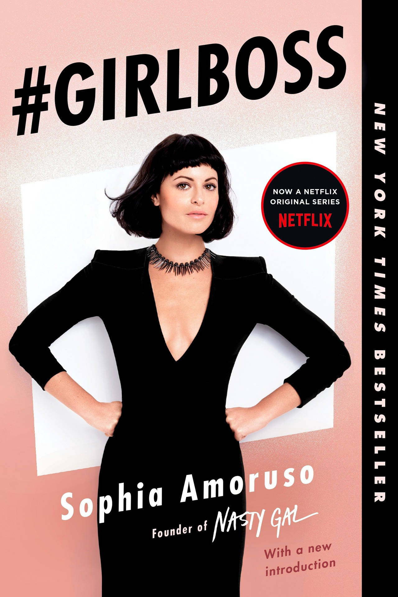 黑色連身裙女人雙手叉腰喺#GIRLBOSS書封面。