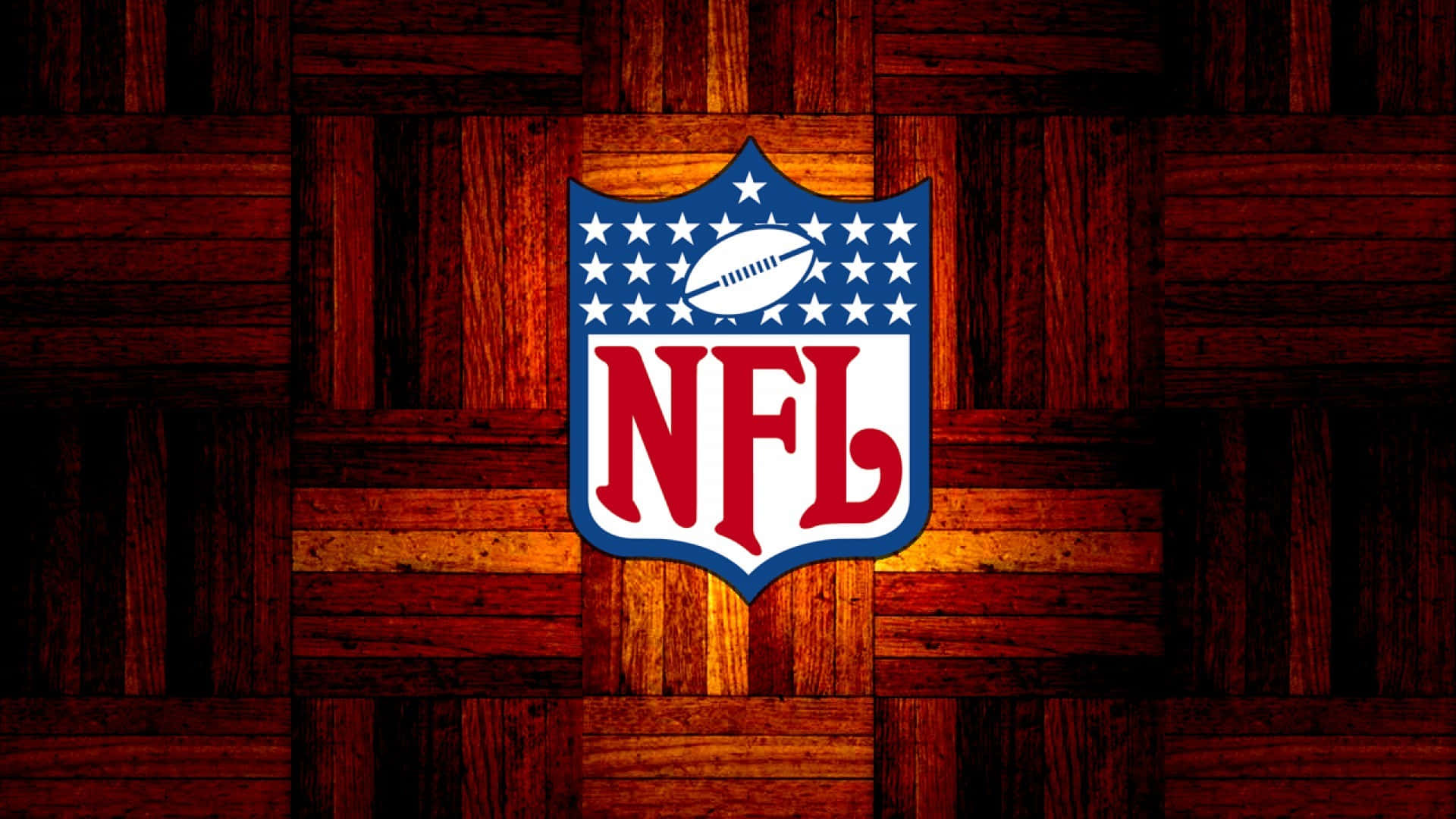 NFL 標誌在木質拼花背景上，帶有溫暖照明。