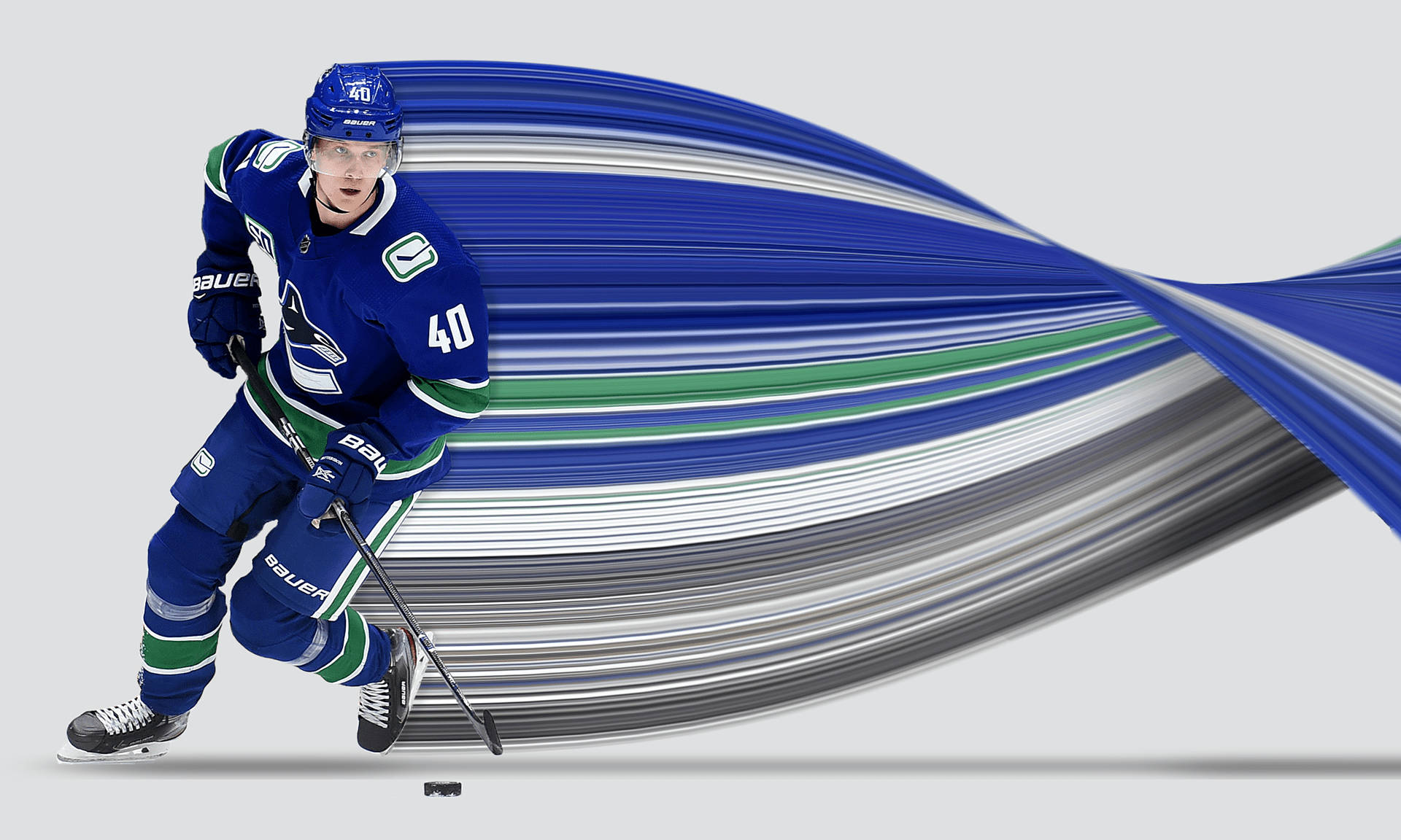 NHL球員伊萊亞斯·佩特ters森賽場表現 壁紙 — 身穿藍、綠、白色球衣的冰球運動員在滑冰，身後有動態模糊的條紋。