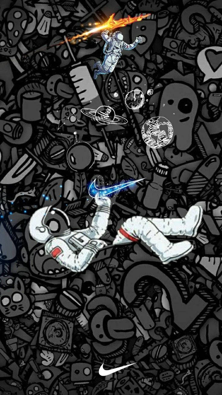 太空人在帶有Nike品牌標誌的密集黑白塗鴉背景中漂流。