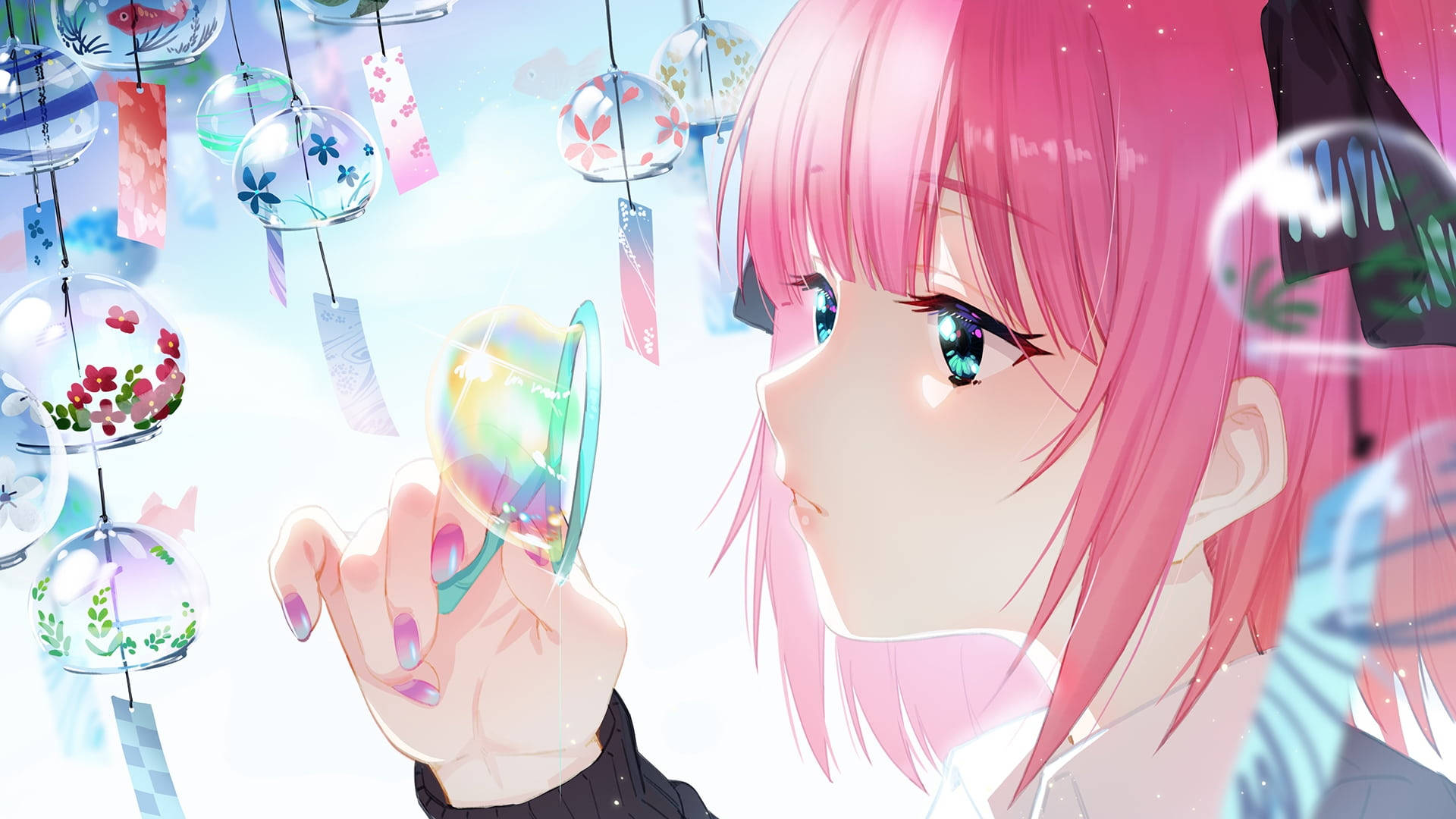 Nino Nakano吹泡泡 壁紙 — 一位粉紅色頭髮的動漫女孩凝視著一個彩虹泡泡，周圍漂浮著花卉燈籠，在明亮的天空中。