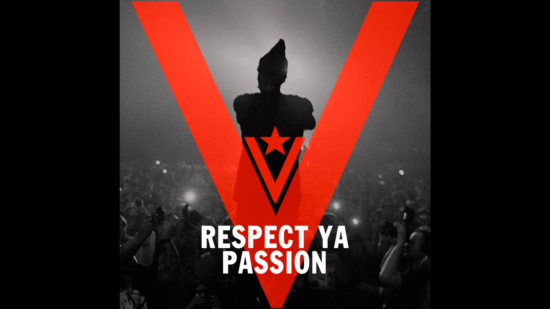 Nipsey Hussle 的榮耀時刻 壁紙 — 一個剪影人物站在帶有星星的紅色V形圖形上，俯瞰著音樂會的人群，下方有文字「RESPECT YA PASSION」。