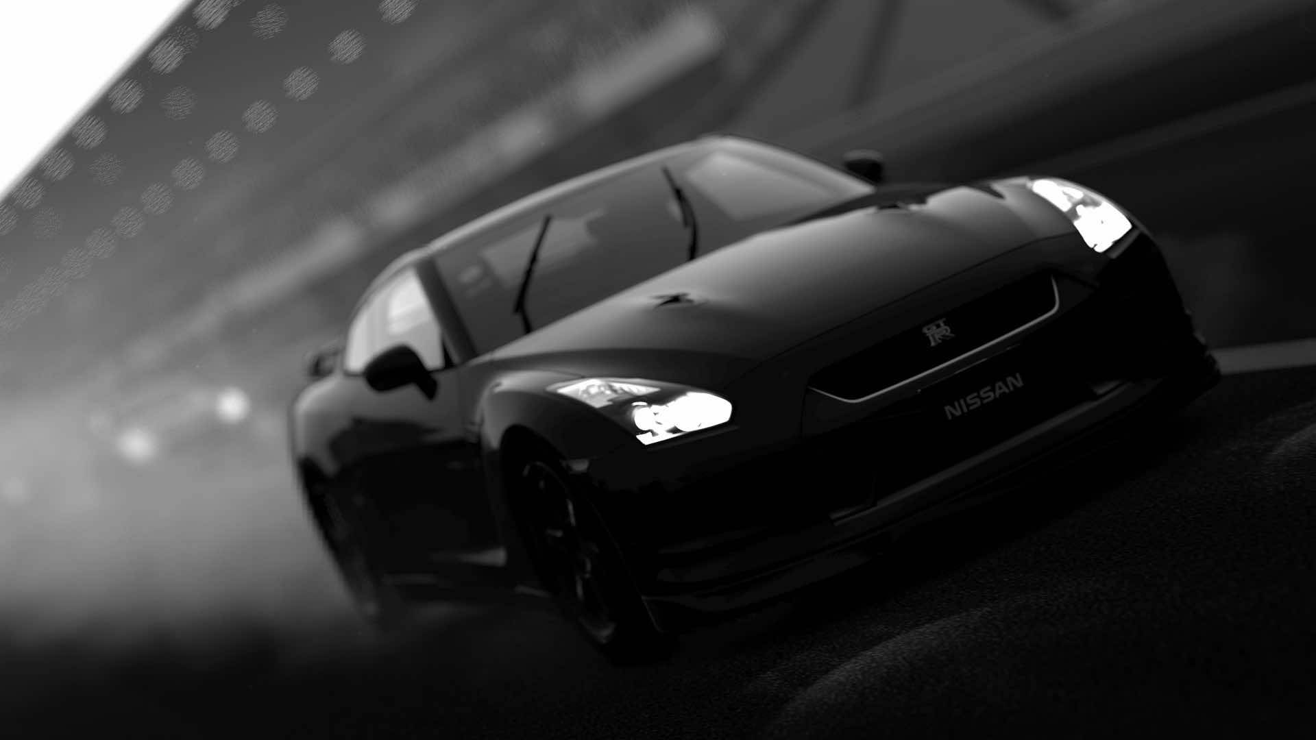 黑色日產GT-R在煙霧瀰漫的隧道中疾馳，車頭燈明亮。