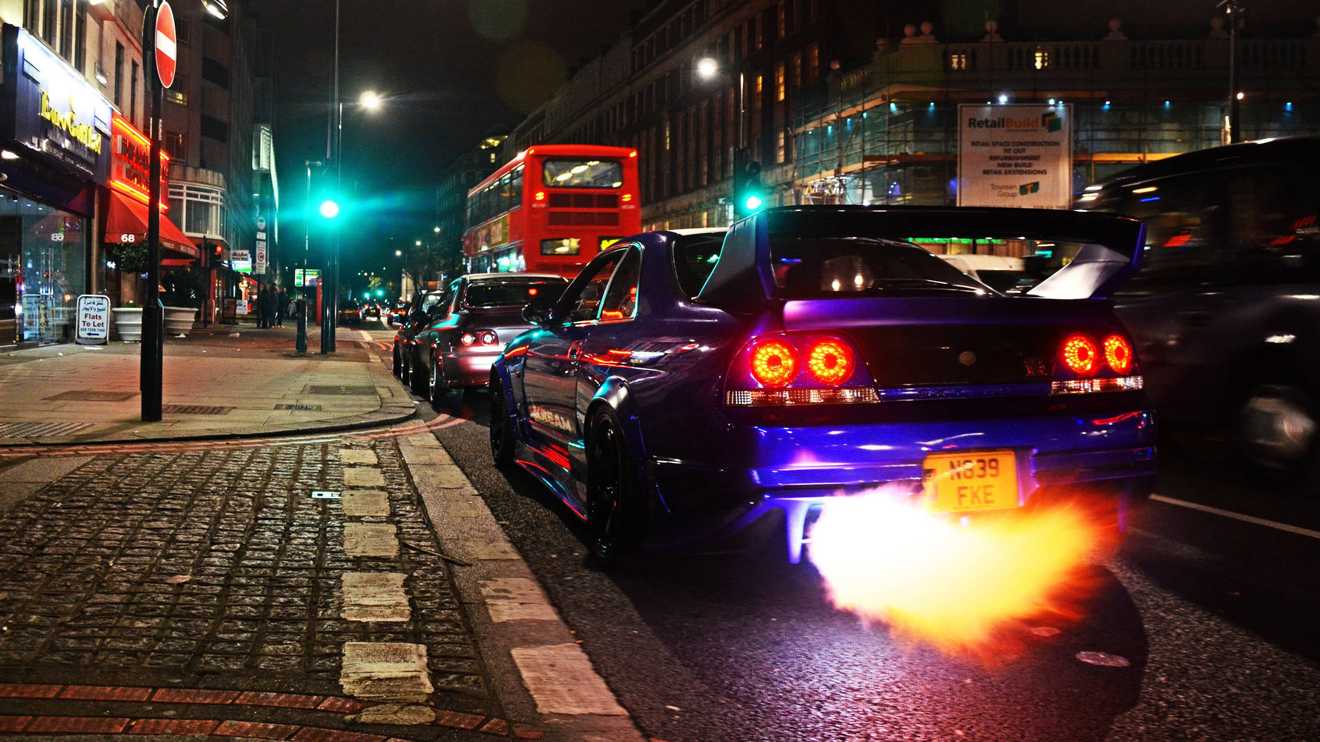 尼桑Skyline GTR R33燃燒特效壁紙