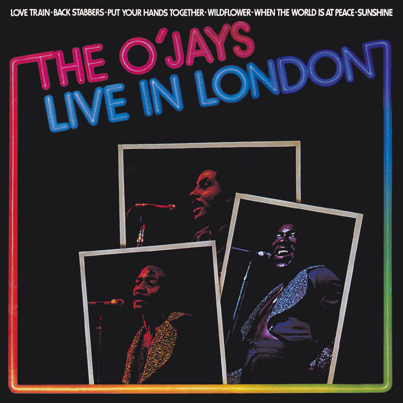 Ojays 在倫敦演唱會霓虹海報 壁紙 — 充滿活力的復古專輯封面展示了三張裱框照片，照片中 The O'Jays 在倫敦現場演唱，背景為黑色，帶有霓虹粉紅和藍色文字。