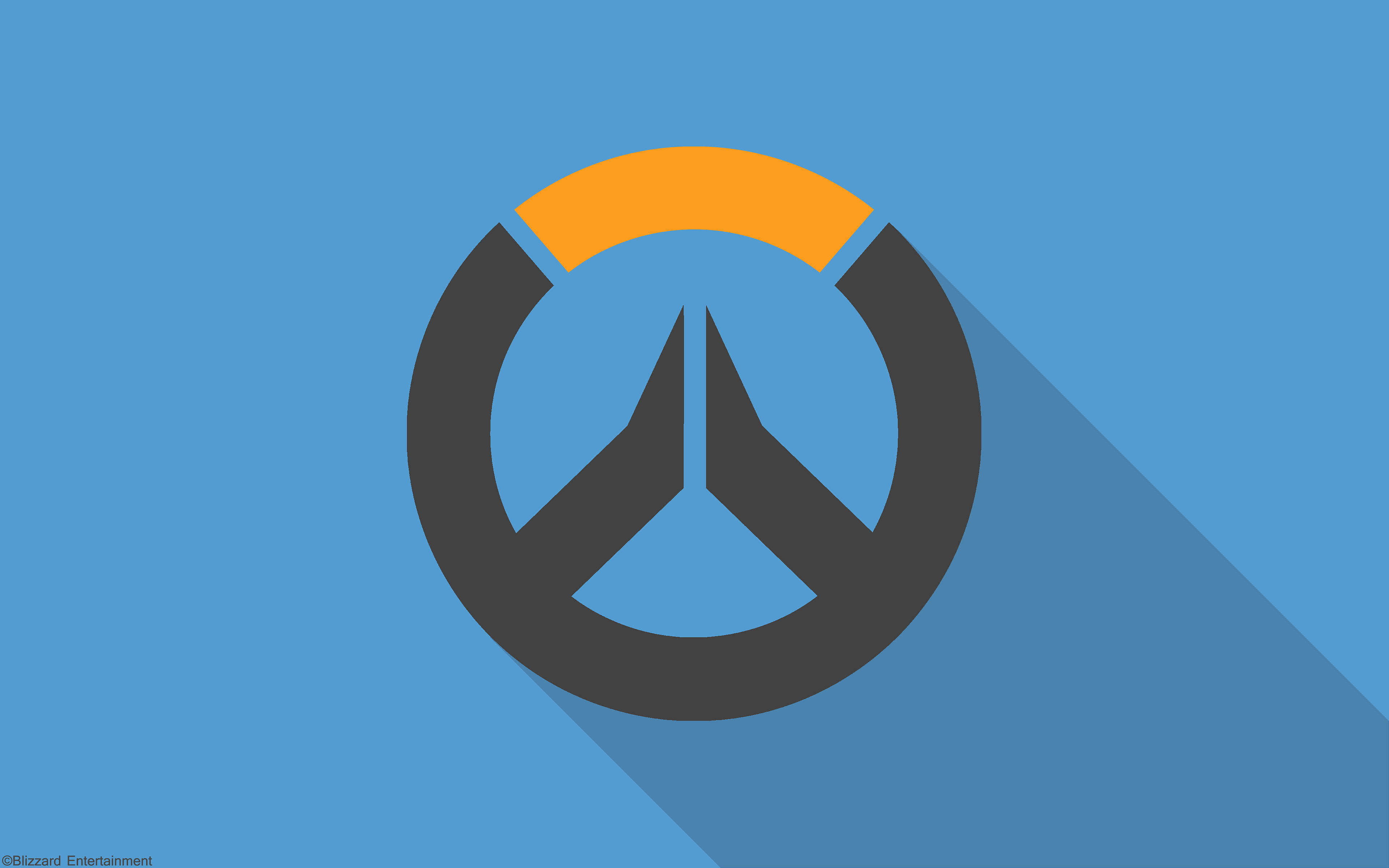 鬥陣特攻 桌布 壁紙 — Overwatch 標誌以粗體黑色和橙色設計，置於純藍色背景上，帶有長陰影效果。
