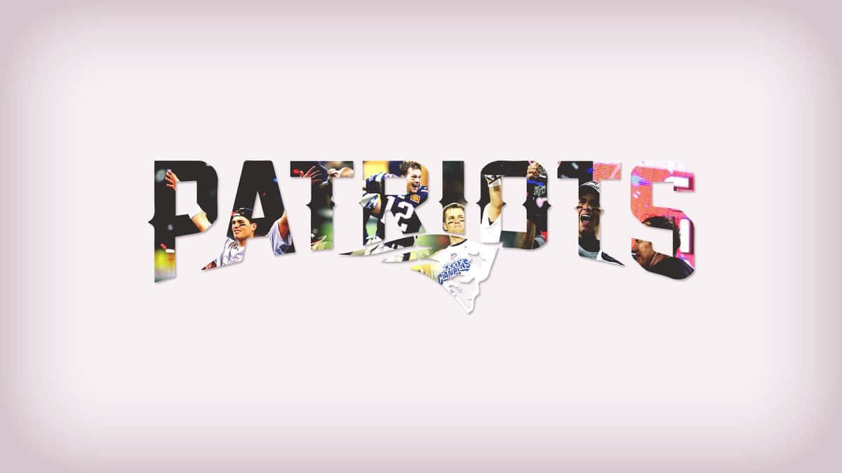 愛國者 桌布 壁紙 — 「Patriots」一詞由美式足球員在柔和漸變背景上擺出動作姿勢的拼貼畫構成。