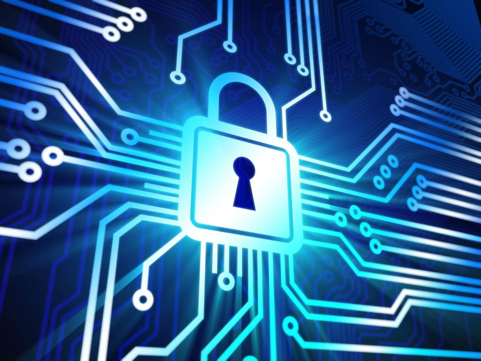 PCB 網路安全 壁紙 — 一個發光的數位掛鎖，置中於藍色電路板上，並從鎖孔散發出輻射光線。