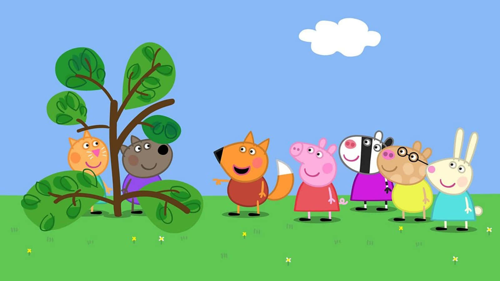 Freddy Fox 桌布 壁紙 — Peppa Pig 和朋友們在陽光明媚的草地上聚會，藍天下有一朵雲和一棵樹，樹上有動物探頭出來。