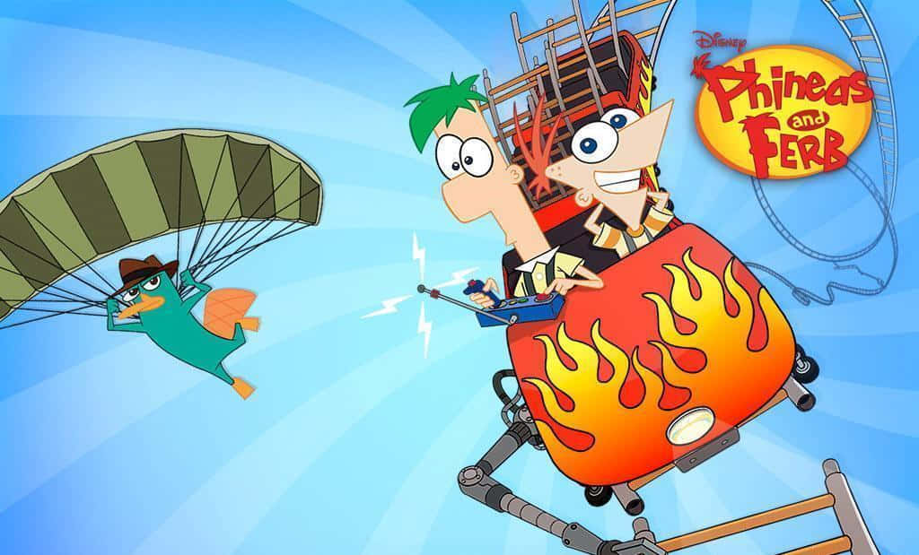 Phineas And Ferb 桌布 壁紙 — Phineas和Ferb在火焰塗裝的機械人車中競速，而Perry the Platypus在藍天下在他們旁邊跳傘。