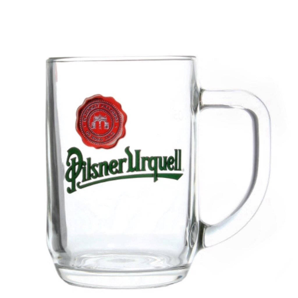 透明玻璃啤酒杯，帶有Pilsner Urquell標誌和紅色印章。