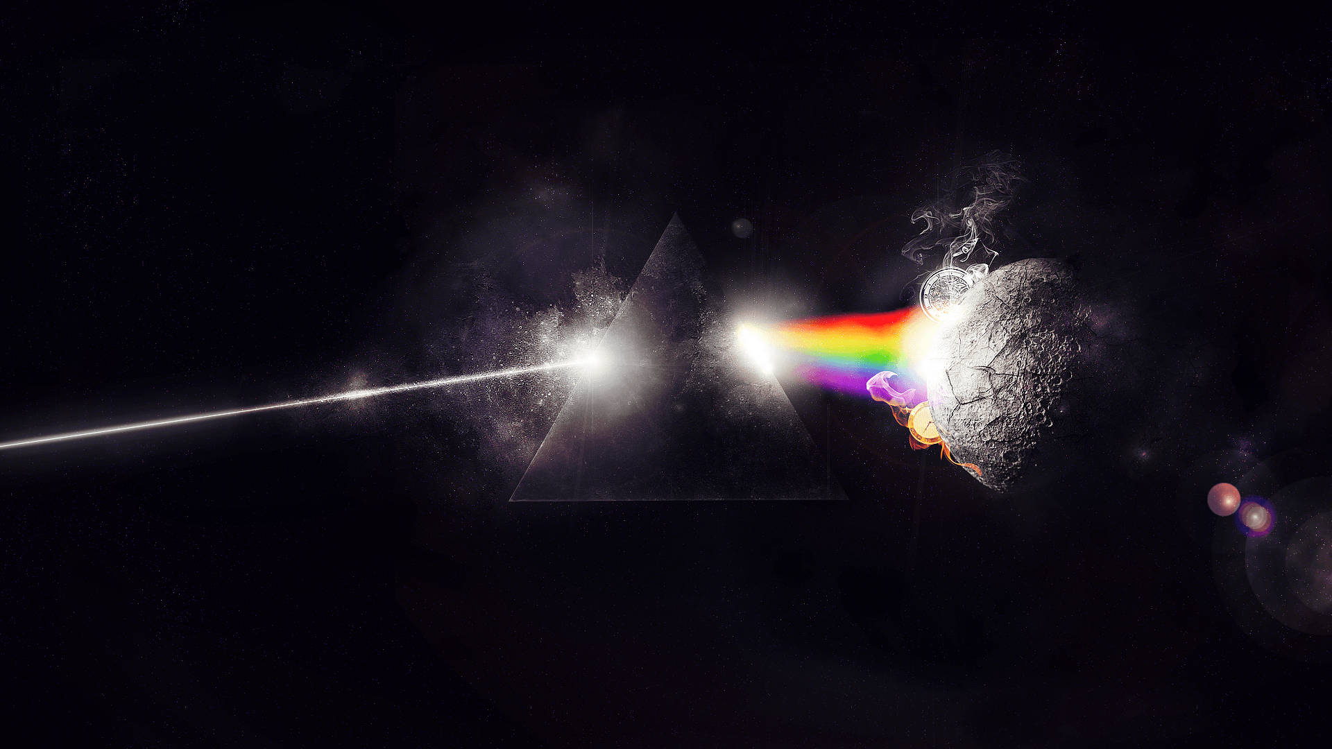 Pink Floyd 棱鏡專輯 壁紙 — 一個在太空中發光的棱鏡將白光分裂成一道鮮豔的彩虹光束，擊中一個在無星虛空中冒煙的小行星。