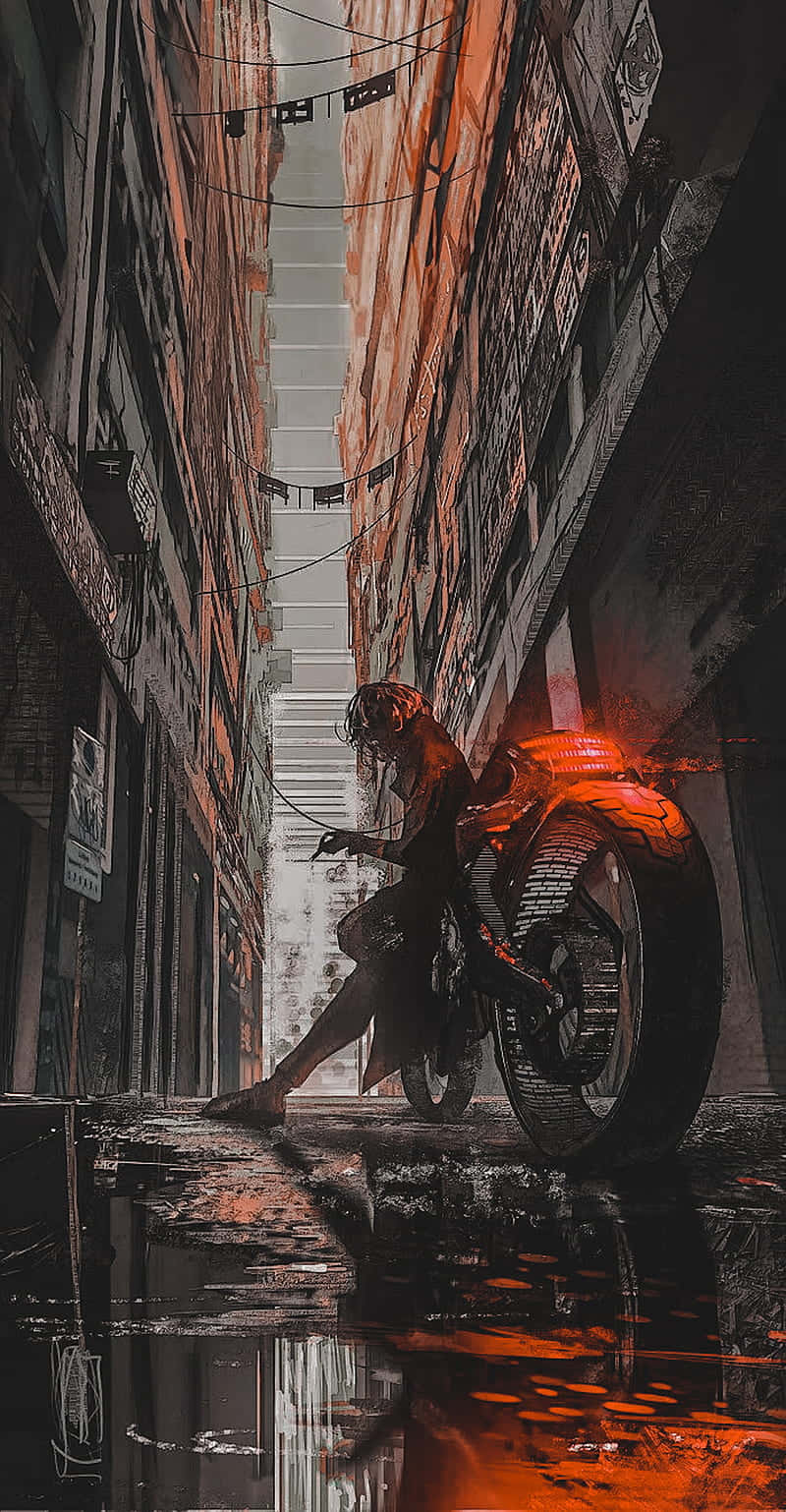一位騎士在雨夜的城市小巷中騎著發光的電單車。
