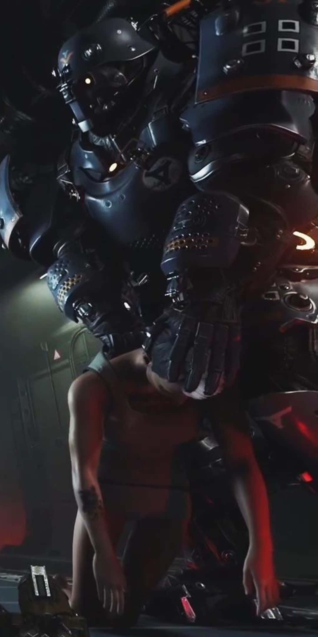 Pixel 3 手機完美適合遊戲玩家，以《Wolfenstein II》壁紙為例 壁紙 — 一個高聳的裝甲機械人俯視著一個跪著的人類，身處昏暗的工業環境，紅色燈光。