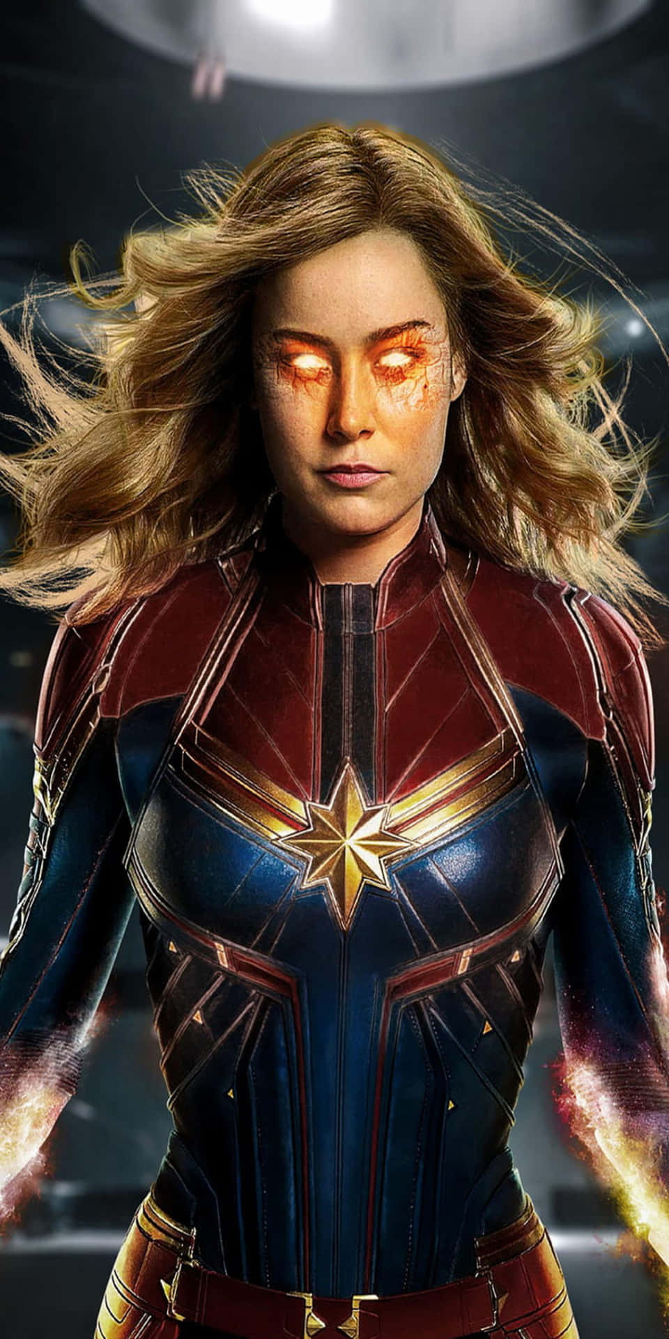 Captain Marvel 在太空環境中，雙眼發光並帶有能量效果。