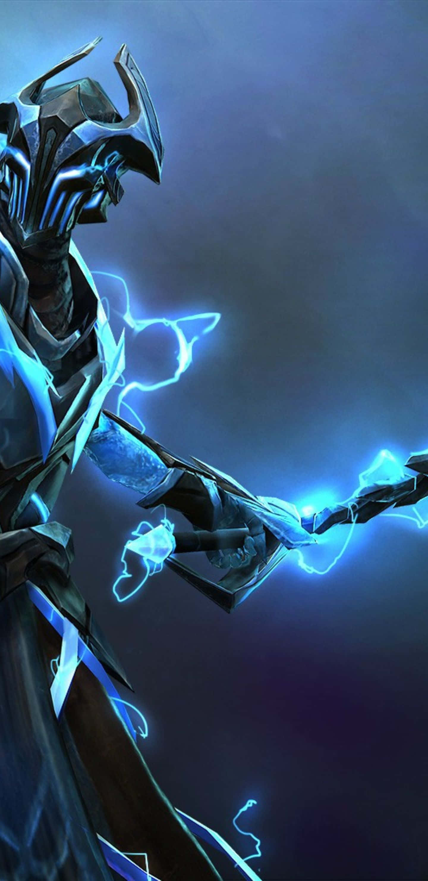 Pixel 3XL Dota 2 桌面：剃刀 壁紙 — 一名身穿黑色盔甲的戰士，在暴風雨黃昏的天空下，從他伸出的手中釋放出噼啪作響的藍色閃電。