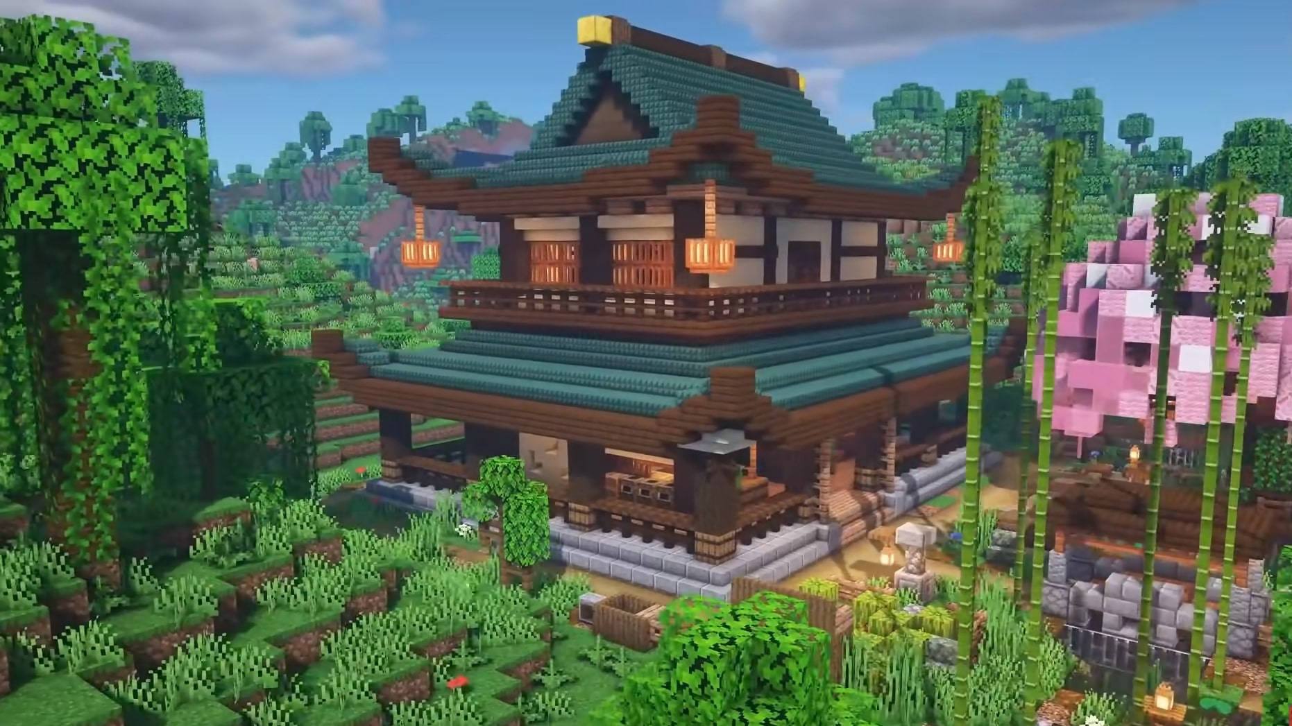 在Minecraft世界中，一座像素化的日式寶塔被綠樹和粉紅色的櫻花環繞。