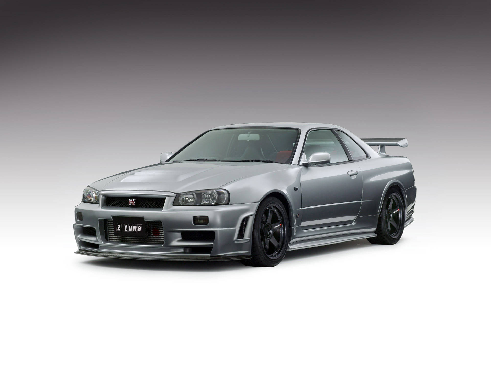 簡約灰調Skyline汽車壁紙