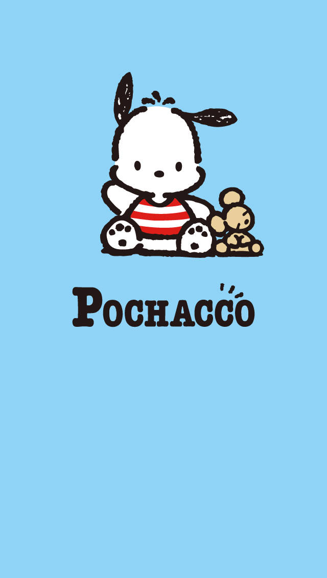 Pochacco 穿紅白條紋襯衫 壁紙 — 一隻可愛的卡通狗穿著紅白條紋襯衫，坐在純淺藍色背景上的一隻小泰迪熊旁邊。