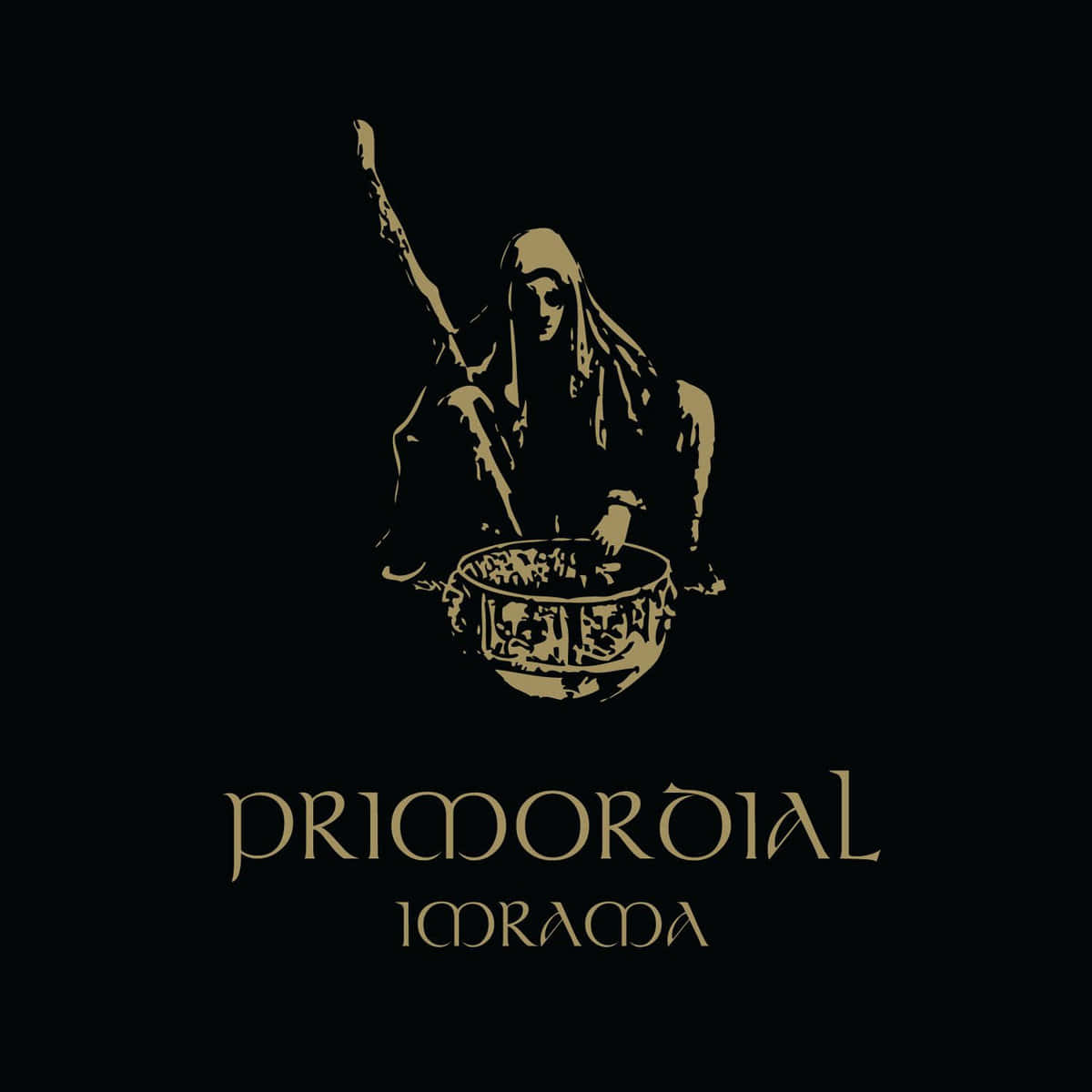 Primordial樂隊《Imrama》專輯封面 壁紙 — 一個戴著兜帽的人物金色剪影，在黑色背景上攪拌一個裝飾華麗的大鍋，下方有華麗的文字。
