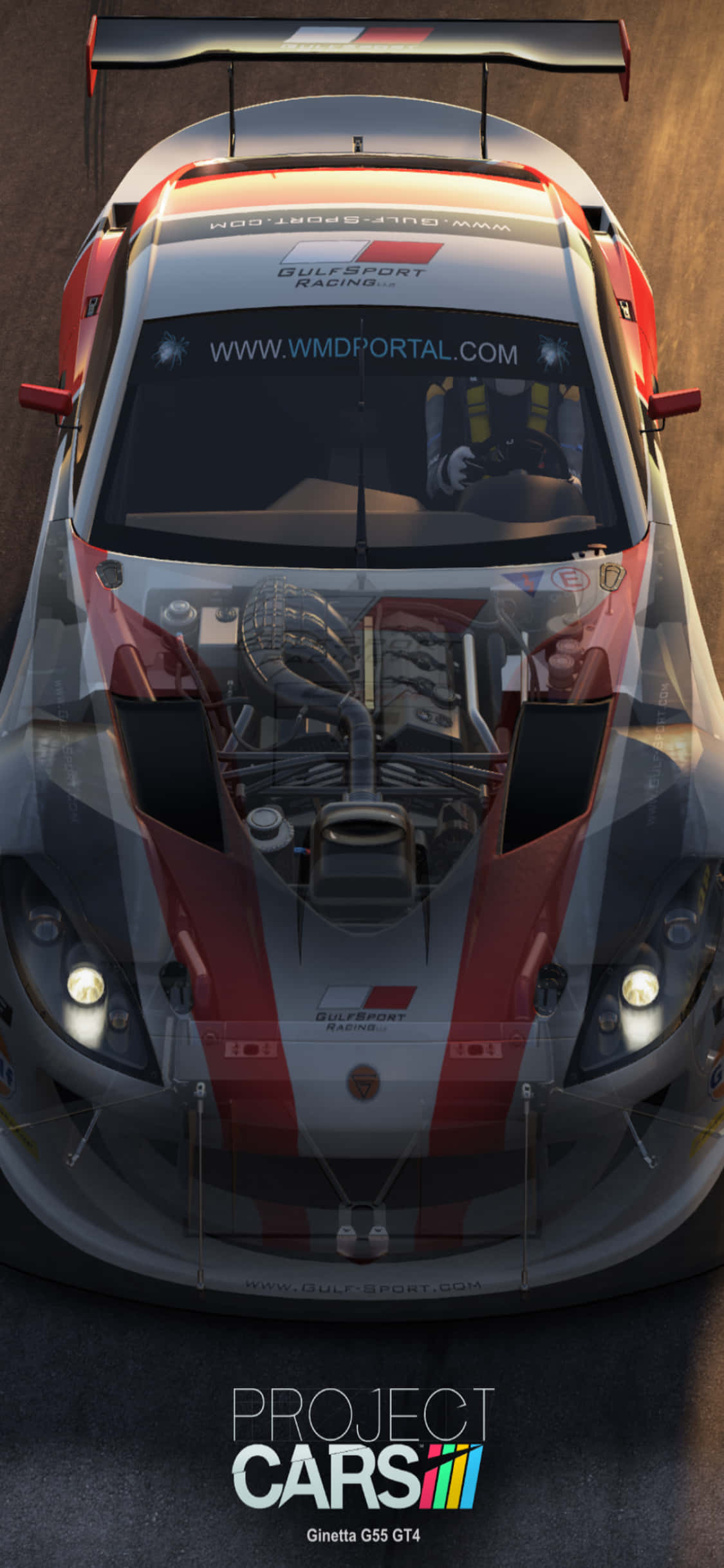 Project Cars - 節錄 1 壁紙 — 從上方俯瞰一輛紅白相間、引擎外露的 Gulf Sport Racing Ginetta G55 GT4 賽車在瀝青賽道上。