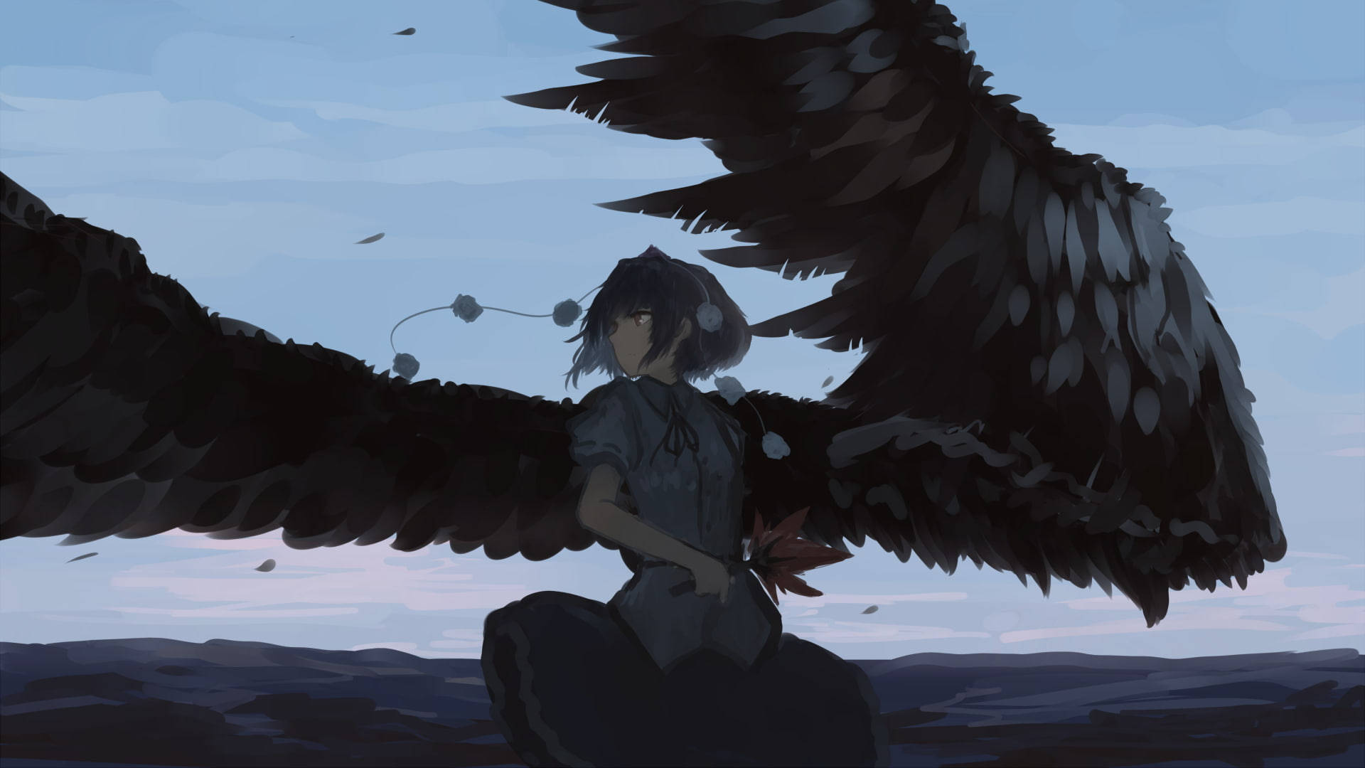 東方Project 亞也·羞魅黑天使之翼 壁紙 — 一位戴著耳機的深色翅膀動漫女孩坐在岩石露頭上，背景是暮色天空。