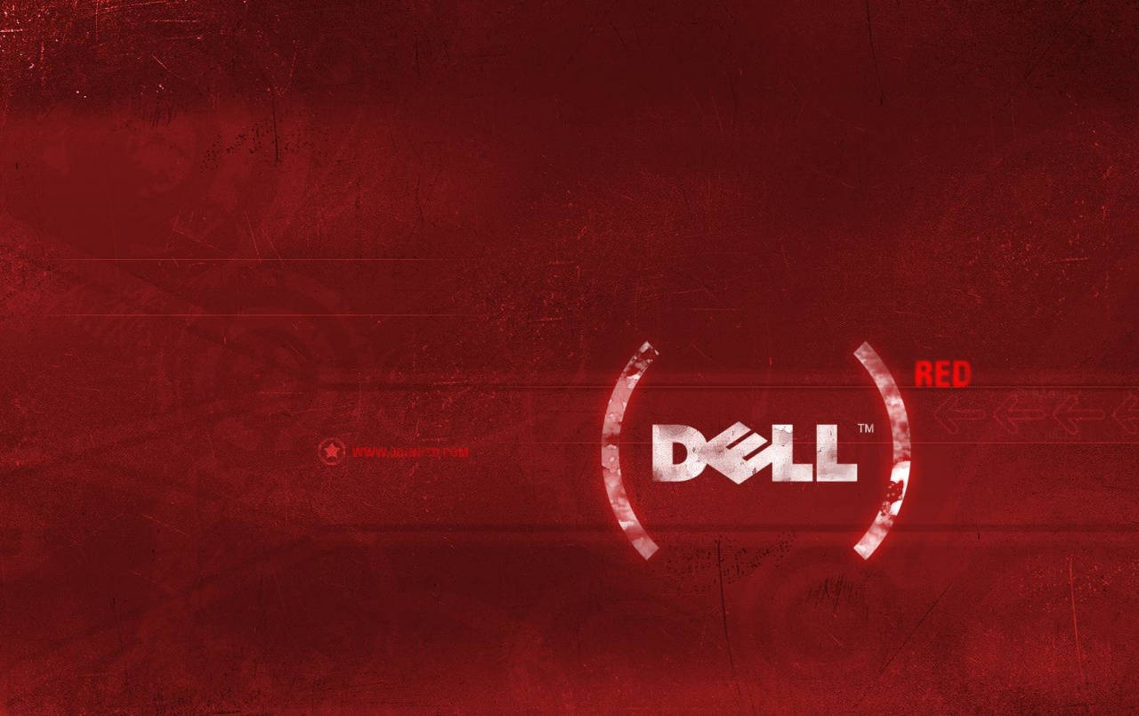 Project Red 與戴爾 HD 壁紙 — 一個大膽的紅色紋理背景，帶有發光的白色Dell標誌，由彎曲的括號框住，附近有RED字樣。