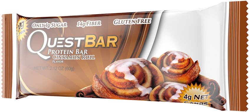 QuestBar 肉桂捲蛋白棒 壁紙 — Quest Bar 蛋白棒包裝，肉桂卷口味，帶有糖霜漩渦和肉桂棒，背景為棕色和白色。