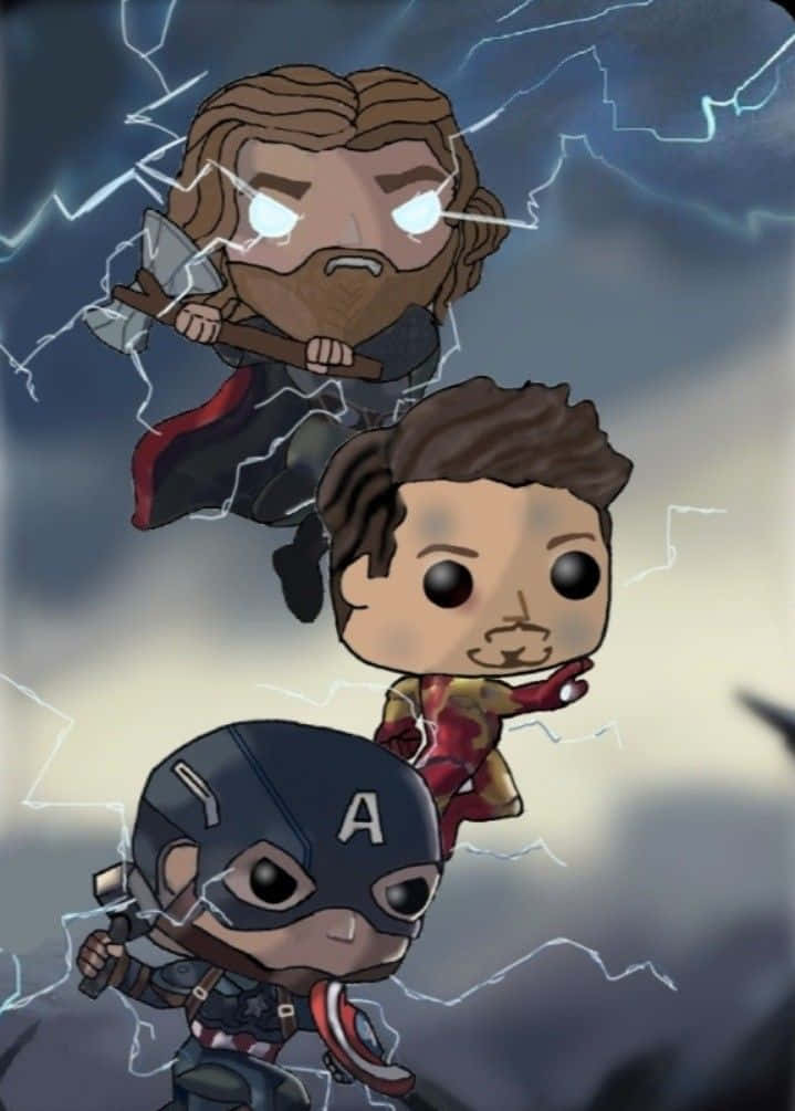 Iron Man Pop Figures 桌布 壁紙 — Q版風格的雷神、鐵甲奇俠和美國隊長站在噼啪作響的閃電中，背景是暴風雨的天空。