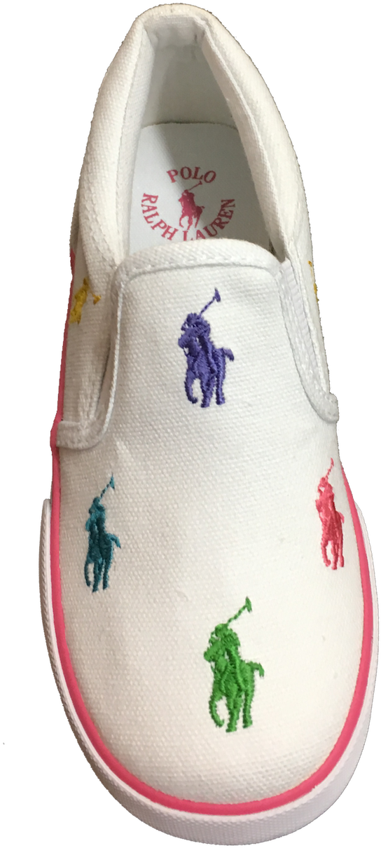 Ralph Lauren 多色小馬運動鞋 壁紙 — 白色帆布懶人鞋，帶有彩色刺繡馬球運動員標誌和粉紅色飾邊，背景為黑色。