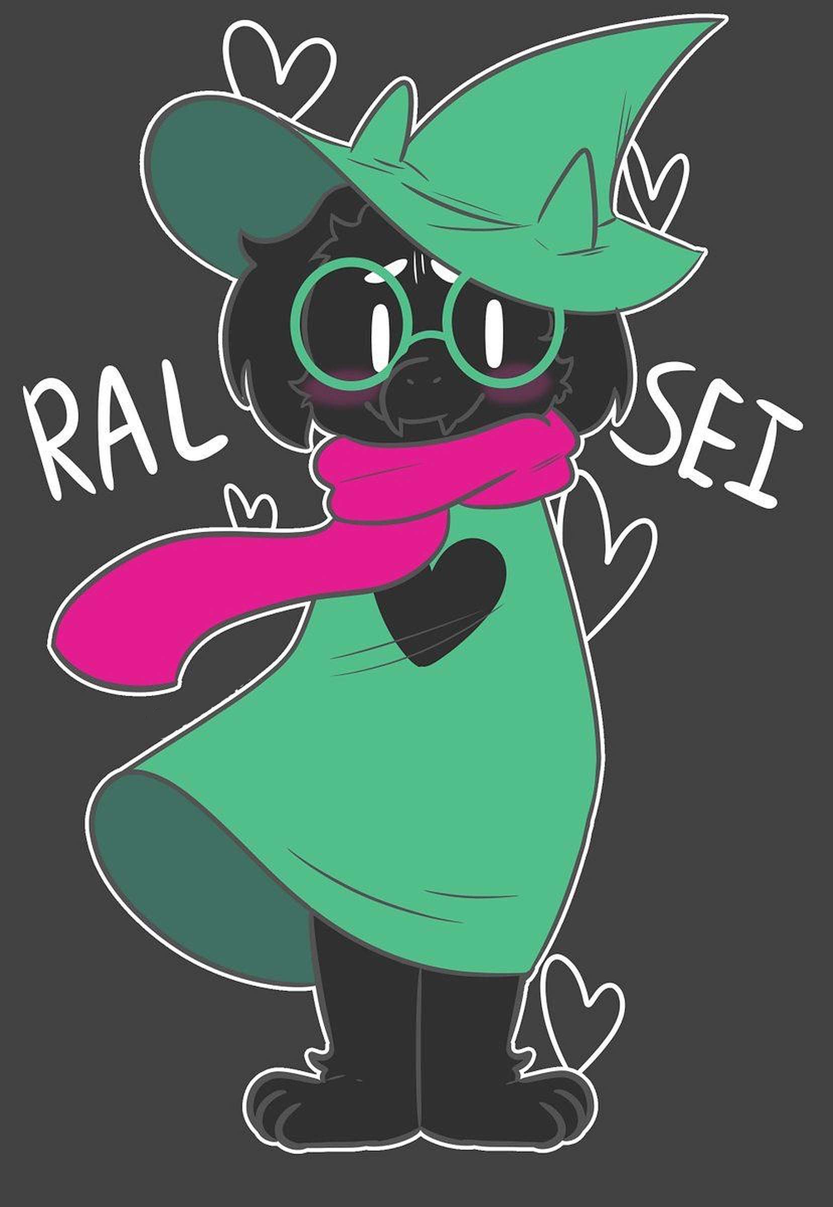 可愛 Ralsei 壁紙 — 一個可愛的黑色卡通角色，戴著綠色帽子、眼鏡和粉紅色圍巾，在帶有心形的深灰色背景前愉快地站立。