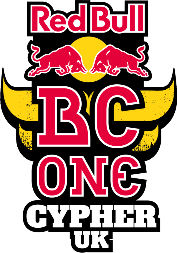 Red Bull BC One Cypher UK 標誌 壁紙 — 大膽的紅黃色Red Bull BC One Cypher UK標誌，帶有衝鋒的公牛和帶翼字母，背景為黑色。