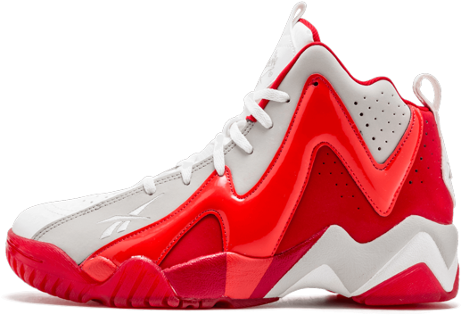 紅白Reebok籃球鞋 壁紙 — 一雙大膽的紅白高筒籃球鞋，帶有光澤裝飾和白色鞋帶，背景為黑色。