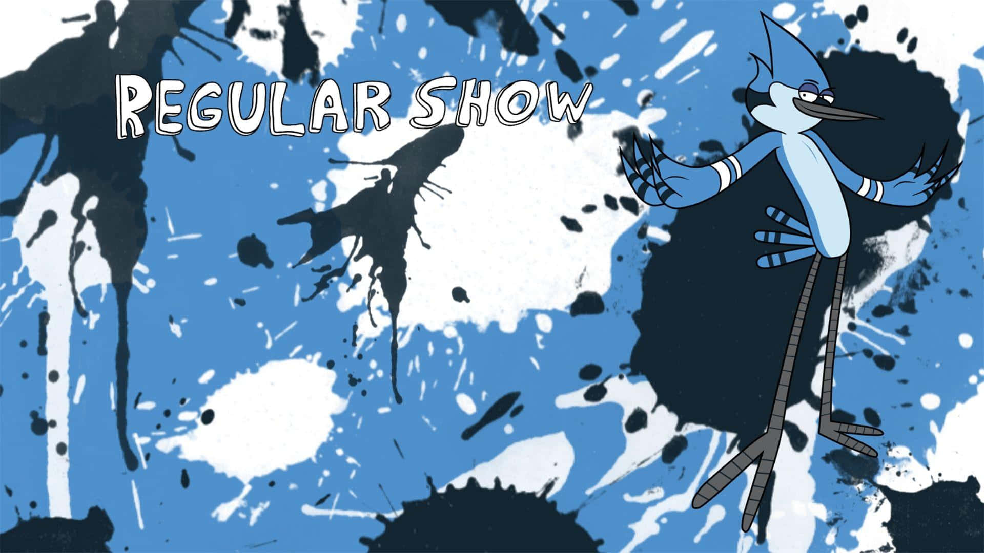 日常工作 桌布 壁紙 — 《Regular Show》中的藍鳥角色站在藍色背景上動態的黑白油漆飛濺之中。