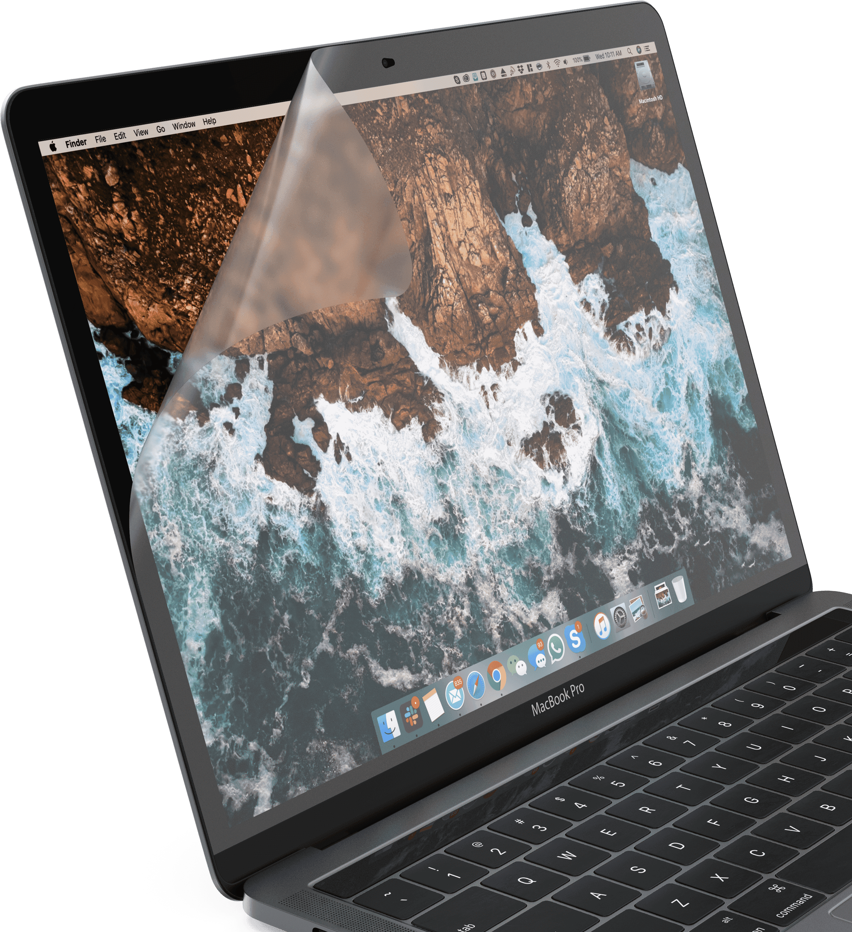 Retina 顯示屏 MacBook Pro 壁紙 — MacBook Pro 屏幕顯示崎嶇的海岸景色，青綠色的波浪拍打著棕色懸崖，同時左上角有一塊透明屏幕保護貼被揭起。