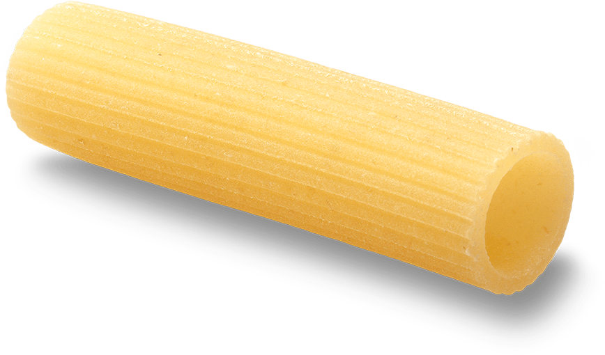 單根 Rigatoni 意大利麵 壁紙 — 一根未煮熟的里加通心粉，帶有棱紋質感，孤立在黑色背景上。