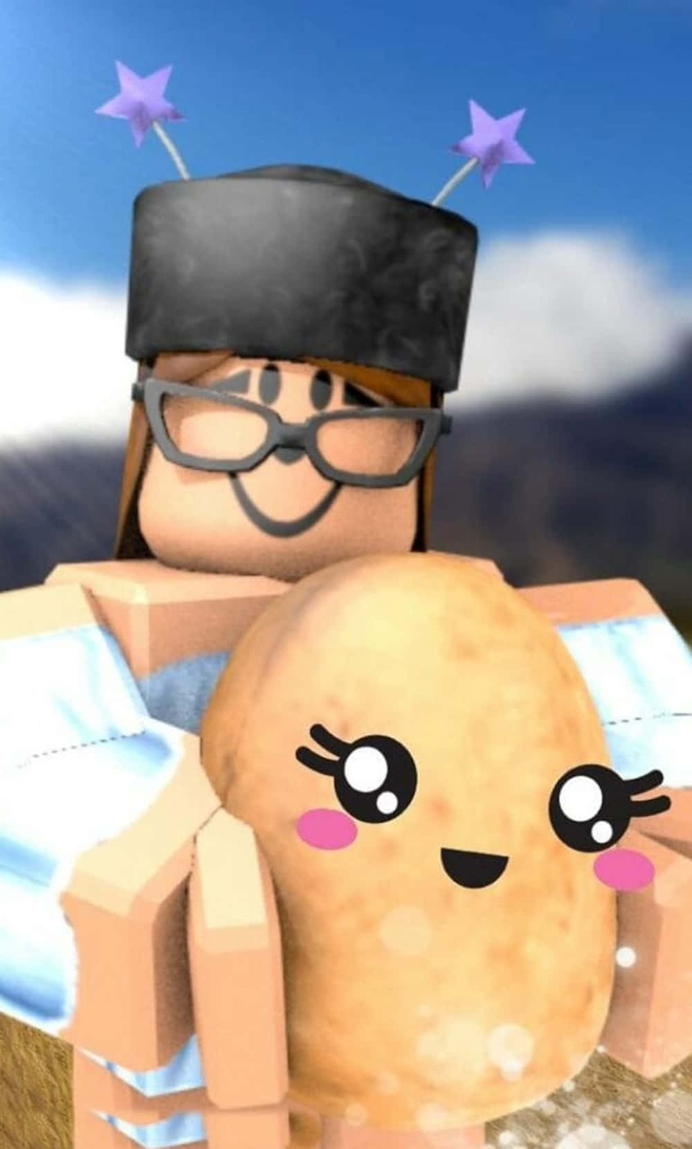 Roblox 角色在藍天下抱著一個帶有星星觸角的微笑馬鈴薯。