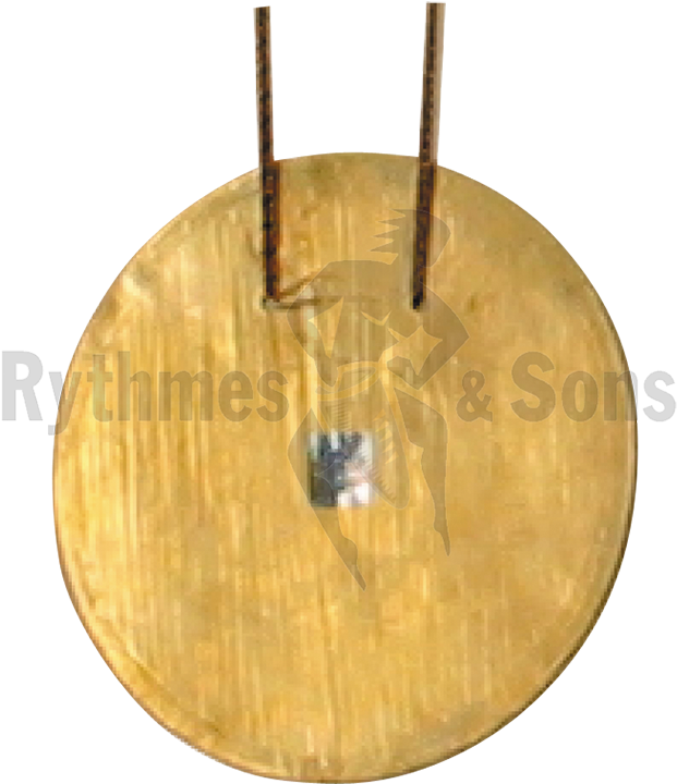 銅鑼樂器 Rythmes & Sons 壁紙 — 一個圓形木鑼，有兩條掛繩，表面刻有隱約的部落圖案。