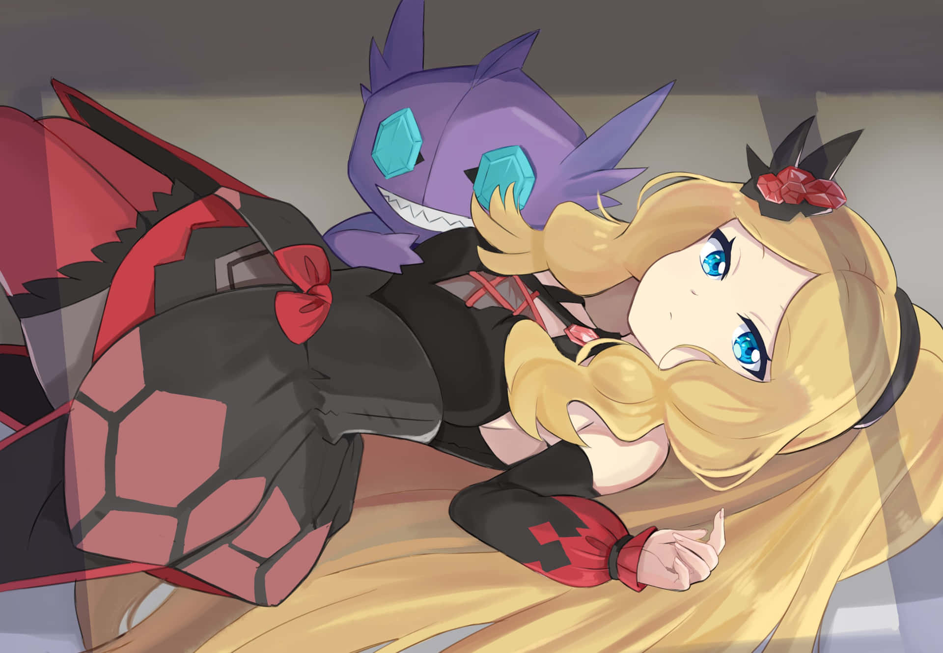 Sableye 與 Serena 壁紙 — 一位金髮藍眼的動漫女孩放鬆地躺在一隻頭上有發光青色寶石的紫色寶可夢旁邊。