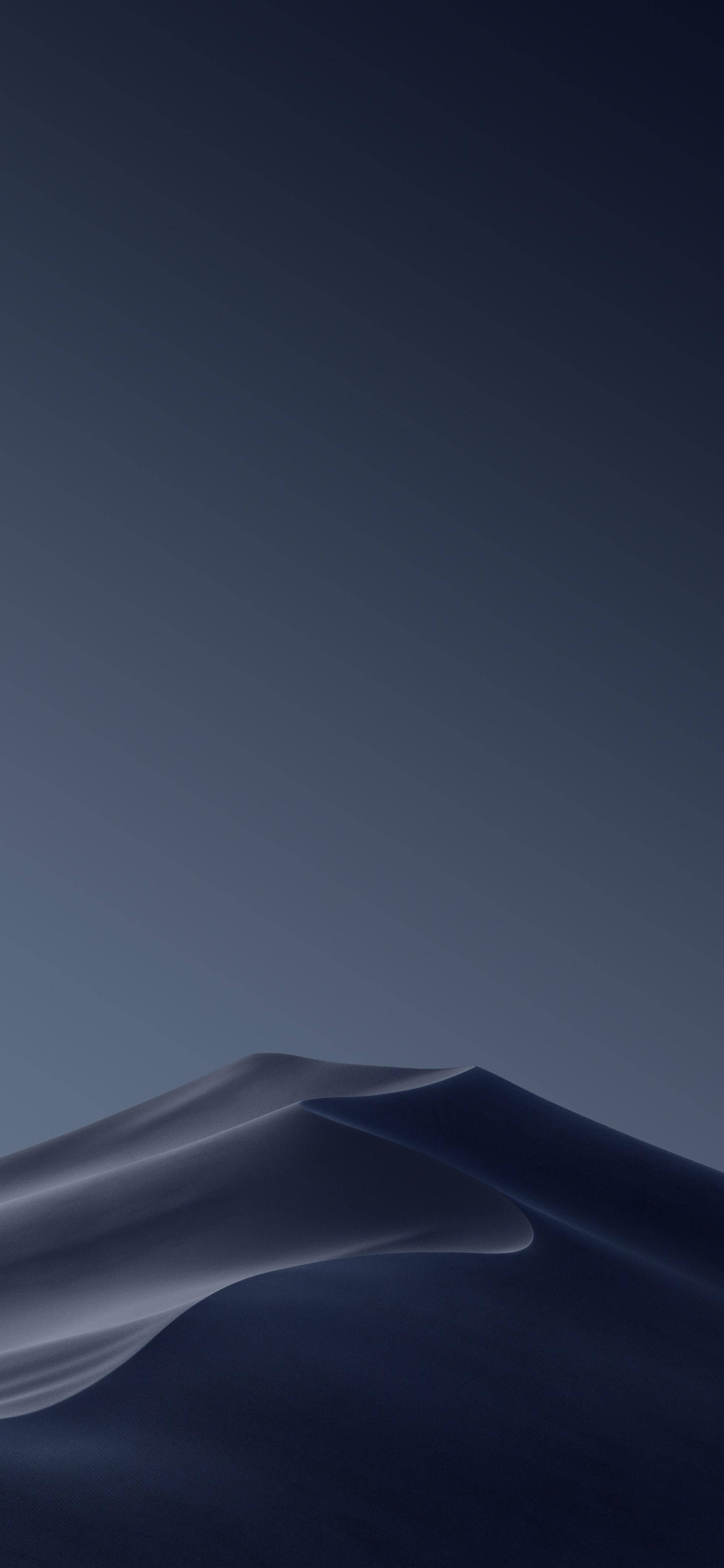 寧靜沙漠夜景壁紙 - Samsung S20 FE 壁紙 — 深海軍藍漸變色中的極簡抽象波浪，柔和地彎曲在漸變天空前。