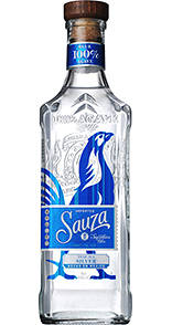 Sauza Tequila 酒瓶，帶有藍色標籤和鳥類設計。