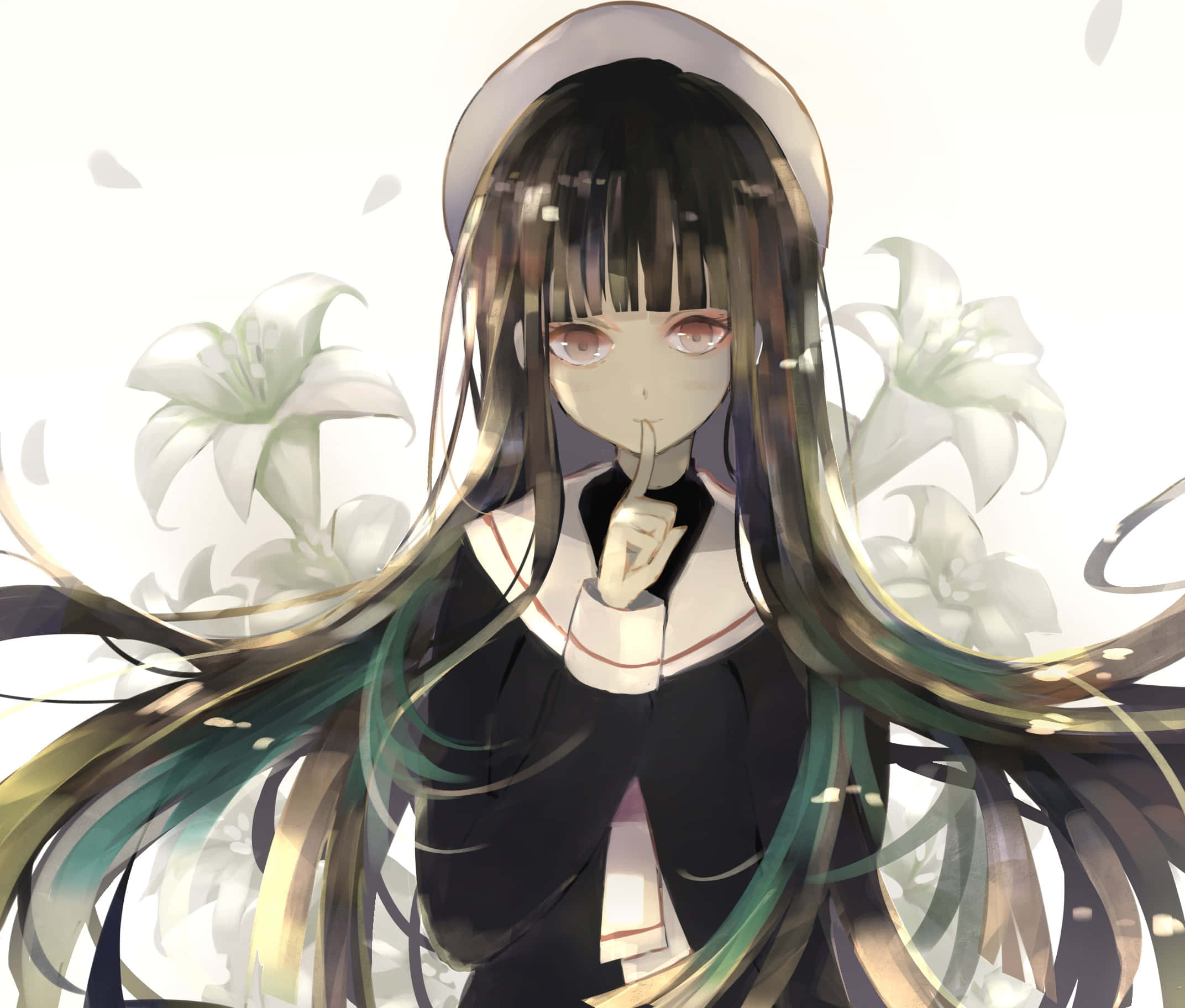 Tomoyo Daidouji 桌布 壁紙 — 一位寧靜的動漫女孩，長長的黑髮，戴著護士帽，手指放在唇邊，周圍環繞著白色百合花。
